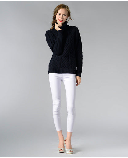 Damen Rollkragenpullover mit langen Ärmeln und Kabelstrick