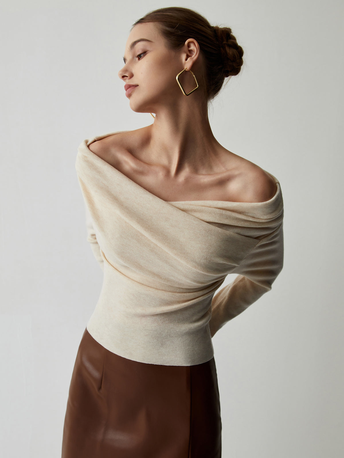 Off-Shoulder Stricktop für Damen – Feminin, Stylisch & Modern