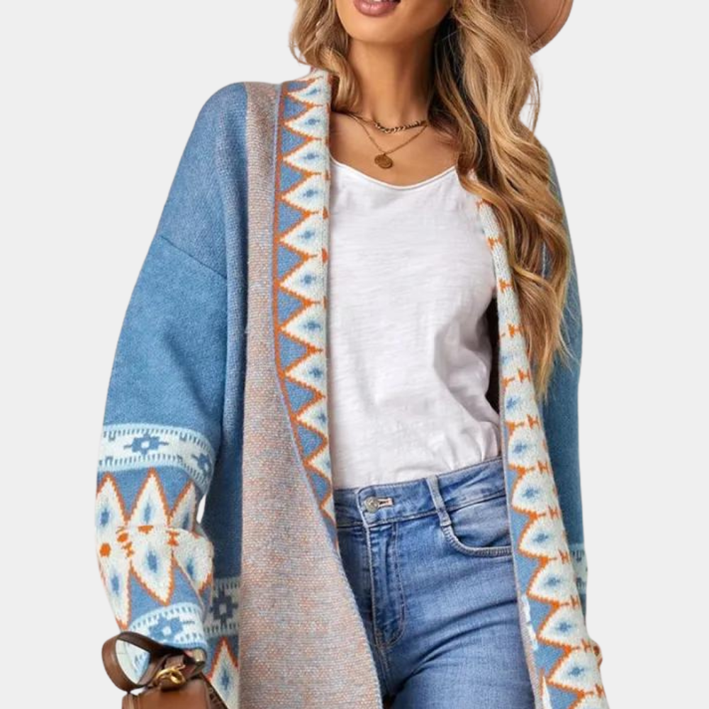 Trendige Damenstrickjacke im Boho-Stil für einen unbeschwerten Look