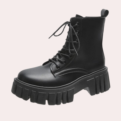 Venetia - Eleganter Damenstiefel mit raffinierten Schnürsenkeln und praktischem Reißverschluss