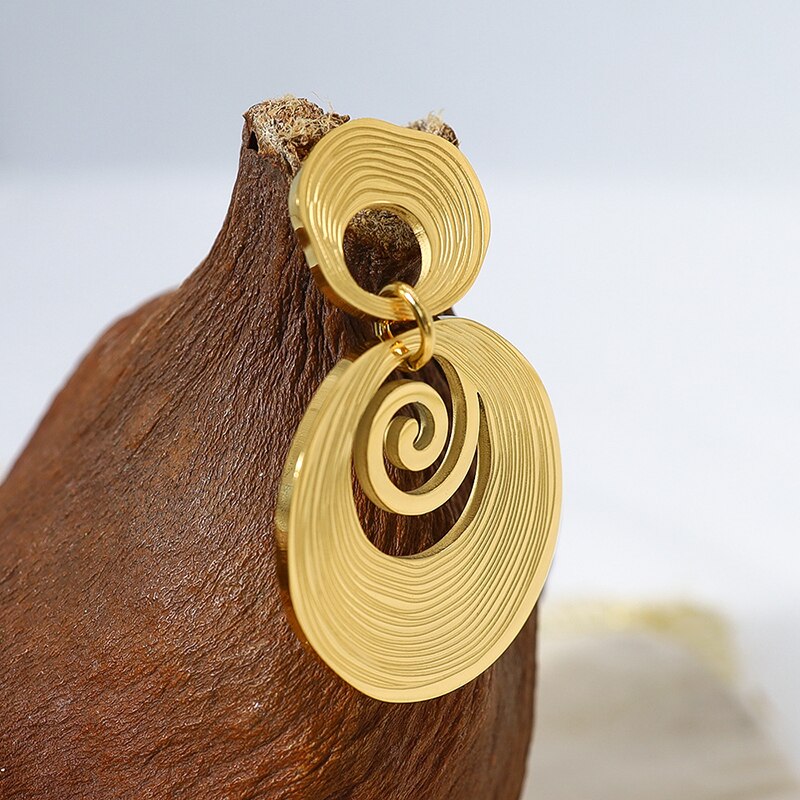 Bea - Elegante 316L-Edelstahl-Ohrringe aus Gold für die moderne Frau