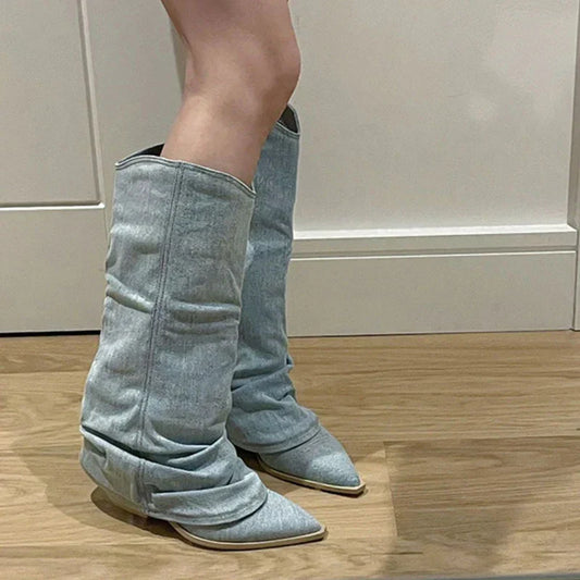 Polly - Trendige kniehohe Stiefel aus Denim